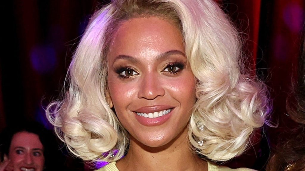 Beyoncé’s Old Hollywood Bob Is the Coolest Way to Wear Short Hair This Fall