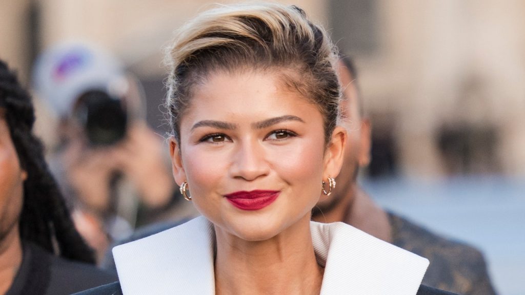 Zendaya’s New Favorite Trophy Bag Is Another Archive Classic