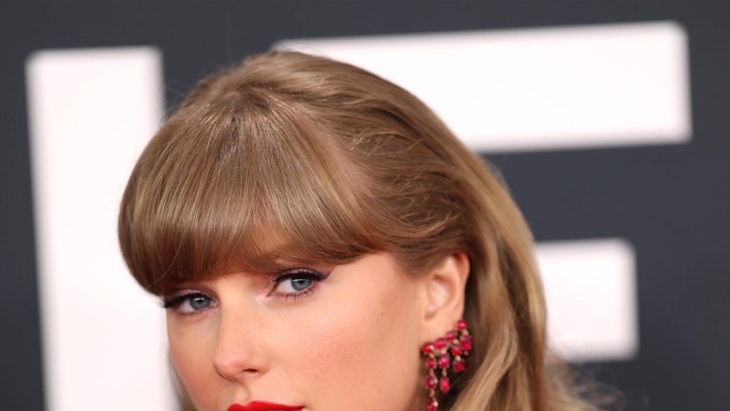 Taylor Swift's Sexy Grammys Look Includes an Unsubtle Shout Out to Boyfriend Travis Kelce