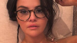 Selena Gomez, เล็บ, สไตล์โชว์เกิร์ล