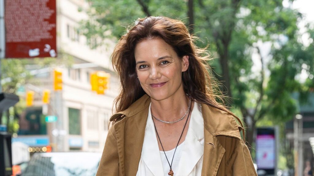 Katie Holmes, กระเป๋า Alo, คุ้มค่า, การลงทุน, $3,600