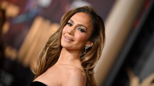 เจนนิเฟอร์ โลเปซ, สีน้ำตาล, แฟชั่น, ลุคออกงาน